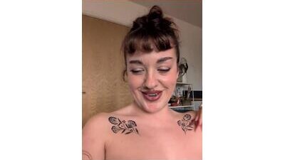 Petite_Juicy_Olive public webcam profile photo 10