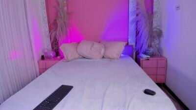 peytonn_monroe public webcam profile photo 8