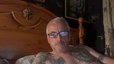 poggles public webcam profile photo 4