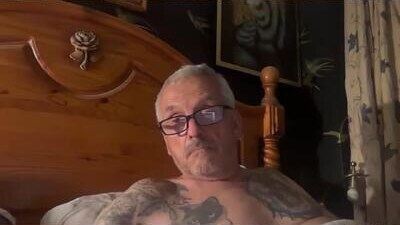 poggles public webcam profile photo 9
