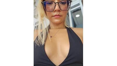 Pretty_roxxyy public webcam profile photo 2