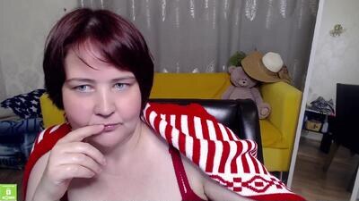 QUEEN02030 public webcam profile photo 4