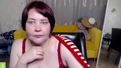 QUEEN02030 public webcam profile photo 9