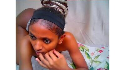 Qute_nimple public webcam profile photo 8