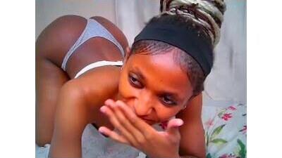 Qute_nimple public webcam profile photo 10
