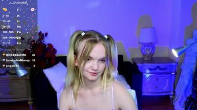 RosesKate public webcam profile photo 2
