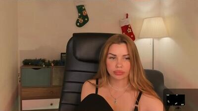 Roxana_Wet_ public webcam profile photo 7