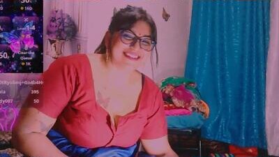 RoyalIndianCreamPuff public webcam profile photo 7