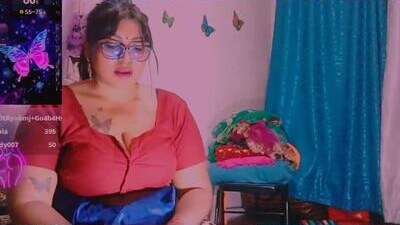 RoyalIndianCreamPuff public webcam profile photo 9