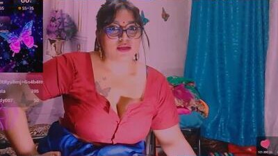 RoyalIndianCreamPuff public webcam profile photo 10