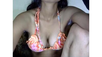 ruhi_patel1 public webcam profile photo 2