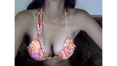 ruhi_patel1 public webcam profile photo 3