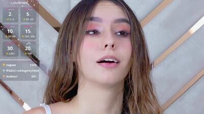 Sarah-grace public webcam profile photo 2