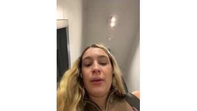 SashaCatt public webcam profile photo 7