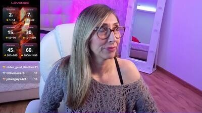scarlett_079 public webcam profile photo 2