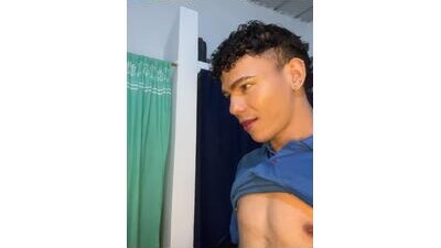 sebascuterouss public webcam profile photo 10
