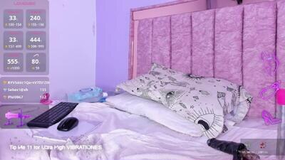 selene_cute05 public webcam profile photo 6