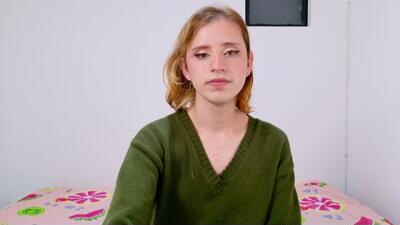 seraphine_star public webcam profile photo 6