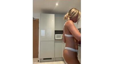 SexySaraxxoo public webcam profile photo 5