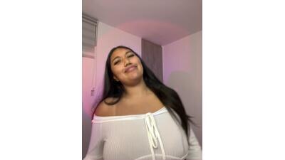 SharaRous public webcam profile photo 2