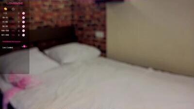 Six_Seven7 public webcam profile photo 6