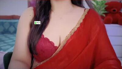 sizzling__zaara public webcam profile photo 5