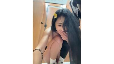 so-linger public webcam profile photo 9