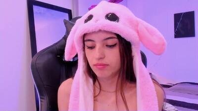 sofiarouge public webcam profile photo 3