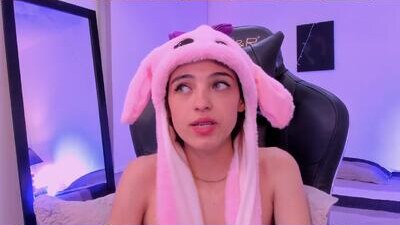 sofiarouge public webcam profile photo 8