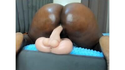 sugaristhick public webcam profile photo 10