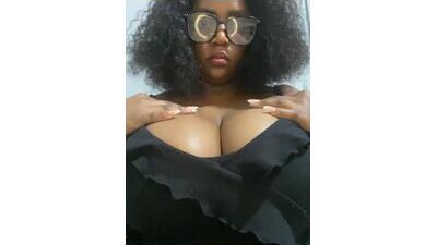 Sweetlillyss public webcam profile photo 10