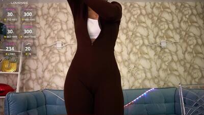 sweety_one_ public webcam profile photo 2