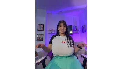 tati_reyess public webcam profile photo 4