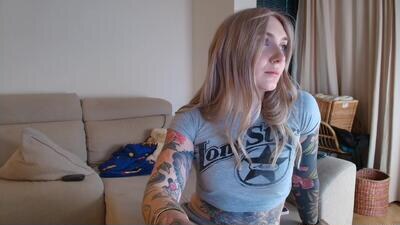 tattoobbgirl public webcam profile photo 4