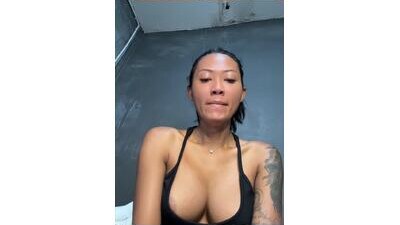 thai-dreamgirl public webcam profile photo 5