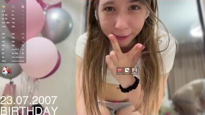 tinykisa public webcam profile photo 9