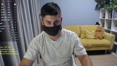 Tomguys public webcam profile photo 8