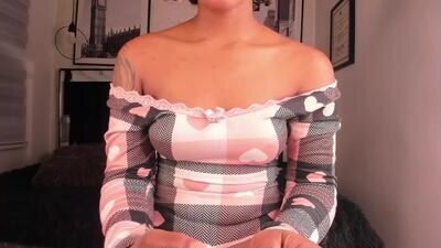 tylla_ public webcam profile photo 4