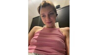 valenciashock public webcam profile photo 10