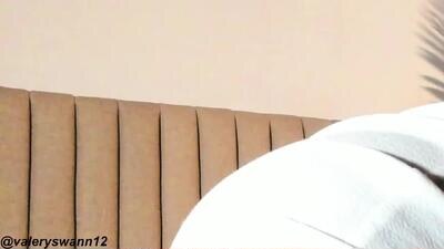 valery_swan1 public webcam profile photo 8