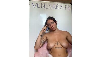 venusrey_ public webcam profile photo 10