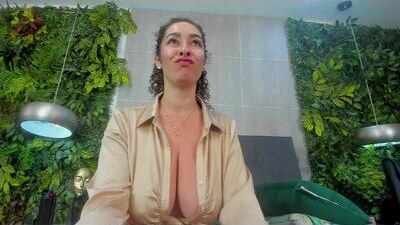 Virelune public webcam profile photo 8