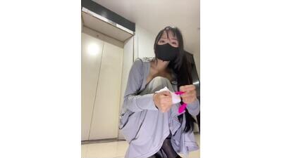 xiao-Lin public webcam profile photo 4