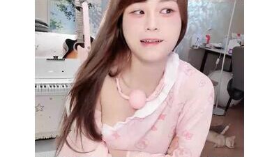 xiaoguai33 public webcam profile photo 7