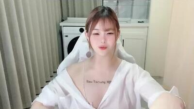 xiaoyugan_cute public webcam profile photo 6