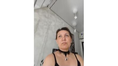YoursLovelyy public webcam profile photo 4