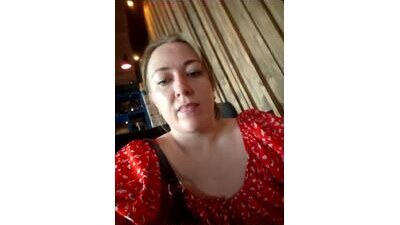 YourSweetRi public webcam profile photo 8