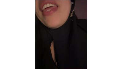 zahra_jalid public webcam profile photo 10