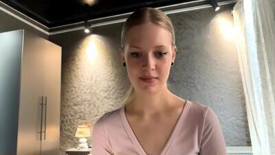 ZaidaSchwarten public webcam profile photo 2