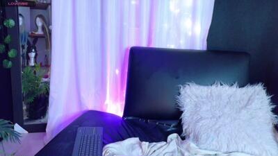 zara_murphy public webcam profile photo 8